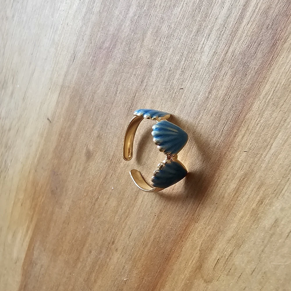 Gold and Blue Shell Ring - Picture 2 of 2